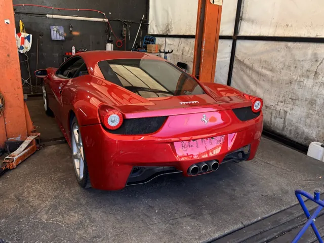 Ferrari 458 — workshop photo, case 12
